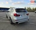 Серый БМВ Х5, объемом двигателя 3 л и пробегом 120 тыс. км за 37000 $, фото 8 на Automoto.ua