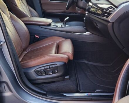 Серый БМВ Х5, объемом двигателя 3 л и пробегом 130 тыс. км за 36900 $, фото 9 на Automoto.ua