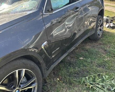 Серый БМВ Х5, объемом двигателя 3 л и пробегом 237 тыс. км за 100 $, фото 5 на Automoto.ua