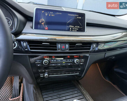 Сірий БМВ Х5, об'ємом двигуна 3 л та пробігом 205 тис. км за 19900 $, фото 24 на Automoto.ua