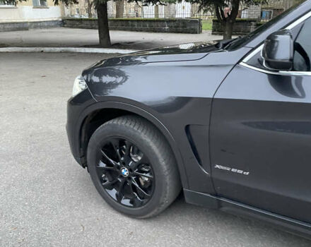 Серый БМВ Х5, объемом двигателя 2 л и пробегом 288 тыс. км за 25500 $, фото 22 на Automoto.ua