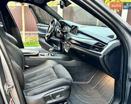 Сірий БМВ Х5, об'ємом двигуна 2.99 л та пробігом 195 тис. км за 33700 $, фото 12 на Automoto.ua