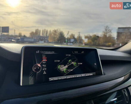 Серый БМВ Х5, объемом двигателя 2.99 л и пробегом 280 тыс. км за 20699 $, фото 14 на Automoto.ua