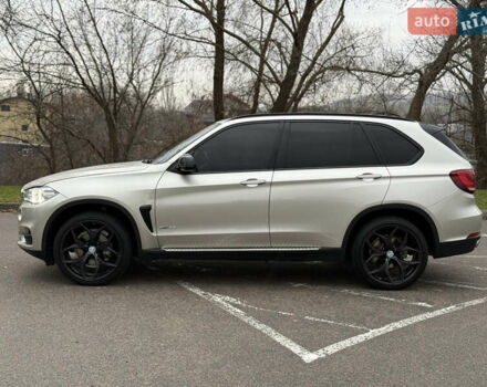 Серый БМВ Х5, объемом двигателя 3 л и пробегом 240 тыс. км за 19900 $, фото 10 на Automoto.ua