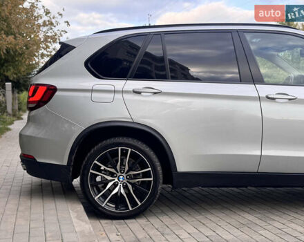 Серый БМВ Х5, объемом двигателя 3 л и пробегом 161 тыс. км за 21990 $, фото 19 на Automoto.ua