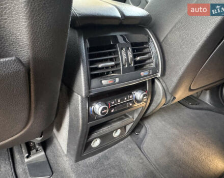 Серый БМВ Х5, объемом двигателя 3 л и пробегом 161 тыс. км за 21990 $, фото 61 на Automoto.ua