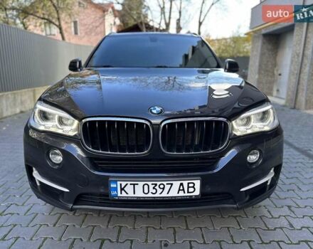 Серый БМВ Х5, объемом двигателя 2 л и пробегом 271 тыс. км за 21950 $, фото 3 на Automoto.ua