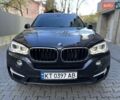Серый БМВ Х5, объемом двигателя 2 л и пробегом 271 тыс. км за 21950 $, фото 3 на Automoto.ua