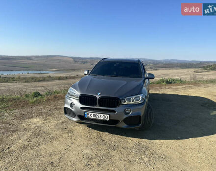 Серый БМВ Х5, объемом двигателя 3 л и пробегом 290 тыс. км за 29500 $, фото 2 на Automoto.ua