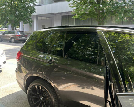 Серый БМВ Х5, объемом двигателя 3 л и пробегом 98 тыс. км за 27400 $, фото 2 на Automoto.ua