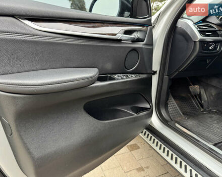 Серый БМВ Х5, объемом двигателя 2.98 л и пробегом 160 тыс. км за 21500 $, фото 39 на Automoto.ua