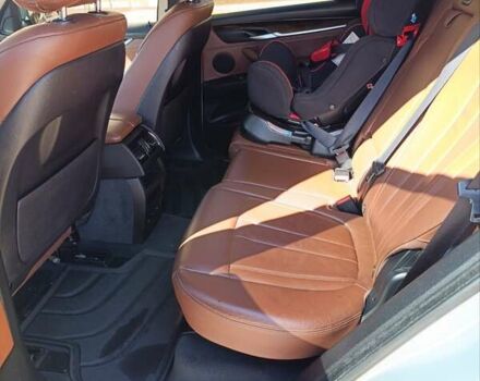 Серый БМВ Х5, объемом двигателя 2.99 л и пробегом 295 тыс. км за 19700 $, фото 13 на Automoto.ua