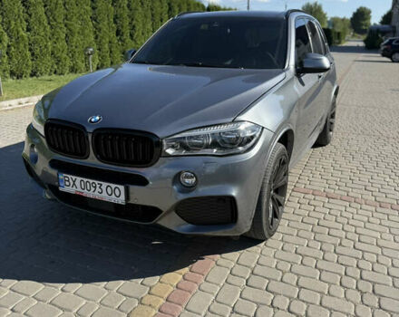 Серый БМВ Х5, объемом двигателя 3 л и пробегом 305 тыс. км за 28000 $, фото 3 на Automoto.ua