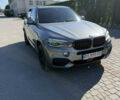 Серый БМВ Х5, объемом двигателя 3 л и пробегом 305 тыс. км за 28000 $, фото 4 на Automoto.ua