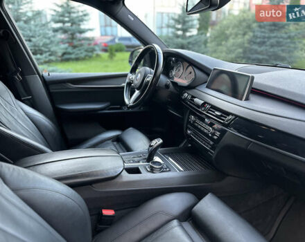 Серый БМВ Х5, объемом двигателя 2.99 л и пробегом 256 тыс. км за 30500 $, фото 56 на Automoto.ua