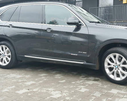 Сірий БМВ Х5, об'ємом двигуна 2.98 л та пробігом 280 тис. км за 18900 $, фото 7 на Automoto.ua