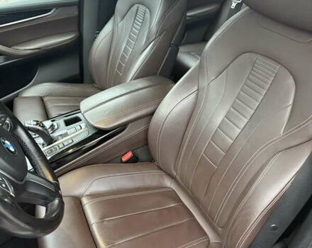 Серый БМВ Х5, объемом двигателя 2.99 л и пробегом 259 тыс. км за 27999 $, фото 12 на Automoto.ua