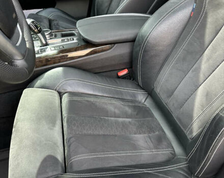 Серый БМВ Х5, объемом двигателя 2.99 л и пробегом 245 тыс. км за 24400 $, фото 5 на Automoto.ua