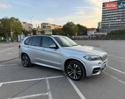Серый БМВ Х5, объемом двигателя 3 л и пробегом 120 тыс. км за 37000 $, фото 4 на Automoto.ua