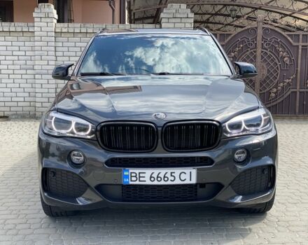 Серый БМВ Х5, объемом двигателя 2 л и пробегом 232 тыс. км за 27000 $, фото 1 на Automoto.ua