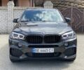 Серый БМВ Х5, объемом двигателя 2 л и пробегом 232 тыс. км за 27000 $, фото 1 на Automoto.ua