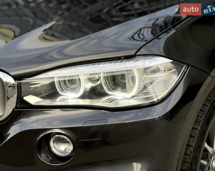 Серый БМВ Х5, объемом двигателя 2.98 л и пробегом 179 тыс. км за 23000 $, фото 20 на Automoto.ua