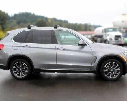 Серый БМВ Х5, объемом двигателя 3 л и пробегом 82 тыс. км за 13800 $, фото 7 на Automoto.ua
