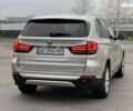 Серый БМВ Х5, объемом двигателя 3 л и пробегом 145 тыс. км за 22500 $, фото 20 на Automoto.ua