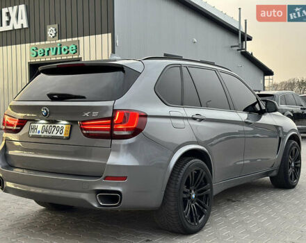 Серый БМВ Х5, объемом двигателя 0 л и пробегом 160 тыс. км за 23500 $, фото 22 на Automoto.ua