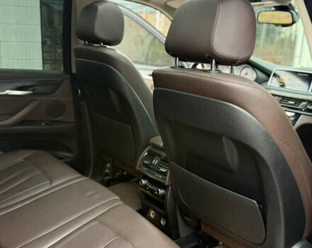 Серый БМВ Х5, объемом двигателя 3 л и пробегом 294 тыс. км за 22100 $, фото 23 на Automoto.ua