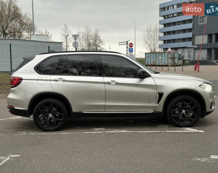 Серый БМВ Х5, объемом двигателя 3 л и пробегом 240 тыс. км за 19900 $, фото 6 на Automoto.ua