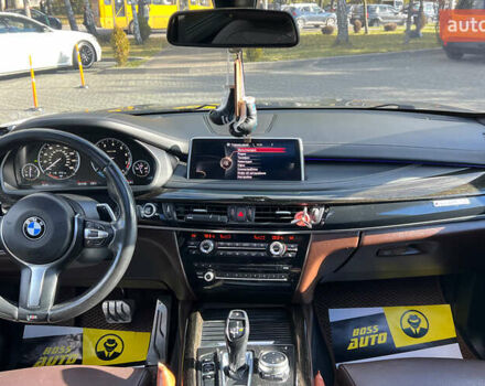 Серый БМВ Х5, объемом двигателя 2.98 л и пробегом 143 тыс. км за 28200 $, фото 10 на Automoto.ua