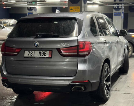 Сірий БМВ Х5, об'ємом двигуна 2.99 л та пробігом 302 тис. км за 27500 $, фото 3 на Automoto.ua