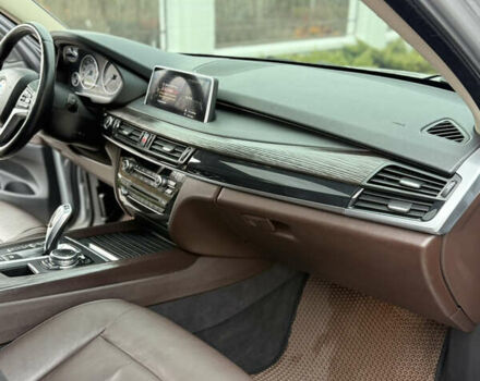 Серый БМВ Х5, объемом двигателя 3 л и пробегом 294 тыс. км за 22100 $, фото 22 на Automoto.ua