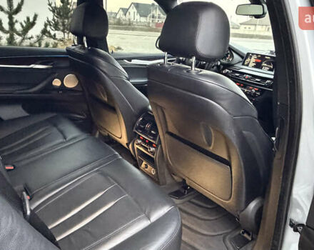 Сірий БМВ Х5, об'ємом двигуна 2.99 л та пробігом 193 тис. км за 28400 $, фото 38 на Automoto.ua