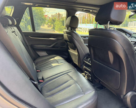 Серый БМВ Х5, объемом двигателя 2.99 л и пробегом 183 тыс. км за 27999 $, фото 10 на Automoto.ua