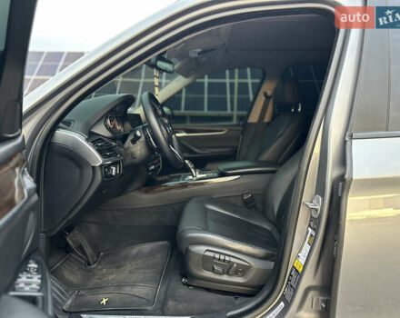 Серый БМВ Х5, объемом двигателя 0 л и пробегом 160 тыс. км за 23500 $, фото 48 на Automoto.ua