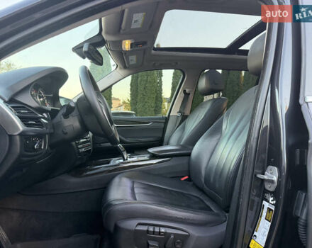 Серый БМВ Х5, объемом двигателя 2.98 л и пробегом 264 тыс. км за 18500 $, фото 16 на Automoto.ua