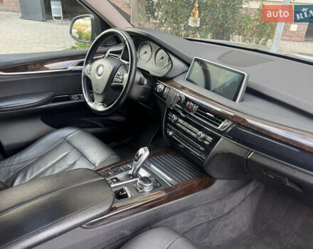 Серый БМВ Х5, объемом двигателя 3 л и пробегом 161 тыс. км за 21990 $, фото 73 на Automoto.ua