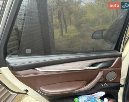 Сірий БМВ Х5, об'ємом двигуна 2.99 л та пробігом 217 тис. км за 34300 $, фото 9 на Automoto.ua