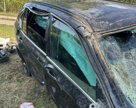 Серый БМВ Х5, объемом двигателя 3 л и пробегом 237 тыс. км за 100 $, фото 1 на Automoto.ua