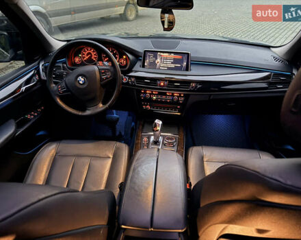 Серый БМВ Х5, объемом двигателя 2.99 л и пробегом 295 тыс. км за 24500 $, фото 21 на Automoto.ua