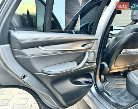 Сірий БМВ Х5, об'ємом двигуна 2.99 л та пробігом 195 тис. км за 33700 $, фото 9 на Automoto.ua