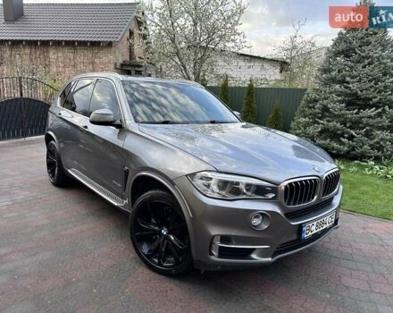 Серый БМВ Х5, объемом двигателя 2.98 л и пробегом 218 тыс. км за 20500 $, фото 4 на Automoto.ua