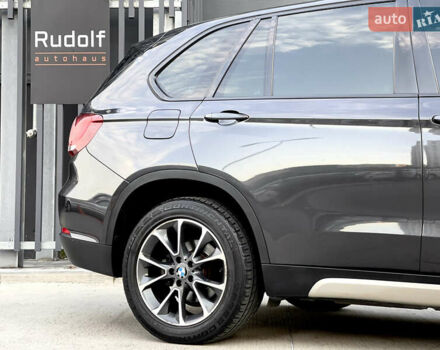 Серый БМВ Х5, объемом двигателя 2.98 л и пробегом 179 тыс. км за 23000 $, фото 9 на Automoto.ua