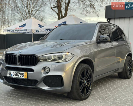 Серый БМВ Х5, объемом двигателя 0 л и пробегом 160 тыс. км за 23500 $, фото 9 на Automoto.ua