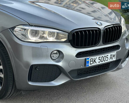 Серый БМВ Х5, объемом двигателя 2.99 л и пробегом 256 тыс. км за 30500 $, фото 5 на Automoto.ua