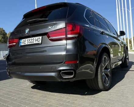 БМВ Х5 2014 в Днепре (Днепропетровске) на Automoto.ua Серый БМВ Х5, объемом двигателя 2.98 л и пробегом 143 тыс. км за 27200 $, фото 4 на Automoto.ua