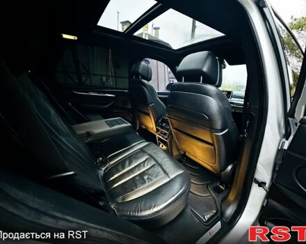 Серый БМВ Х5, объемом двигателя 2.9 л и пробегом 200 тыс. км за 23500 $, фото 12 на Automoto.ua