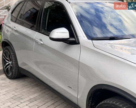 Серый БМВ Х5, объемом двигателя 3 л и пробегом 161 тыс. км за 21990 $, фото 23 на Automoto.ua